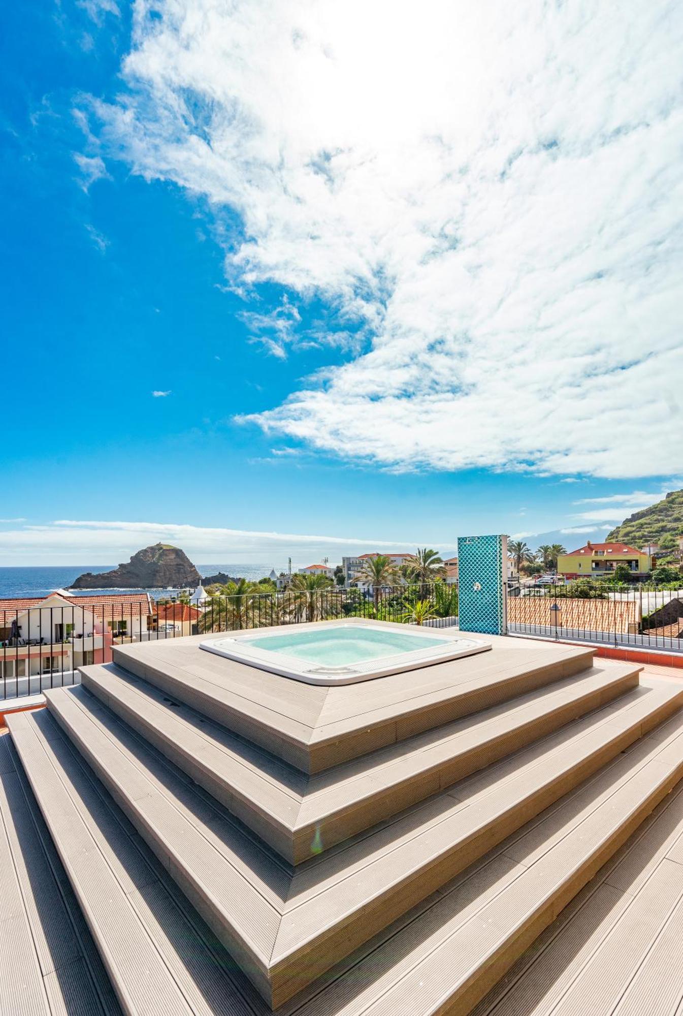 Studios By Aqua Natura Hotels Porto Moniz Exterior foto